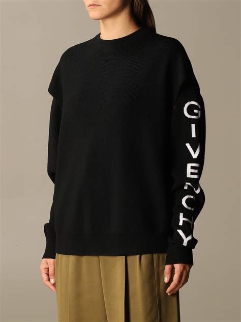 pull givenchy chien femme|Pulls & Cardigans de luxe pour Femme .